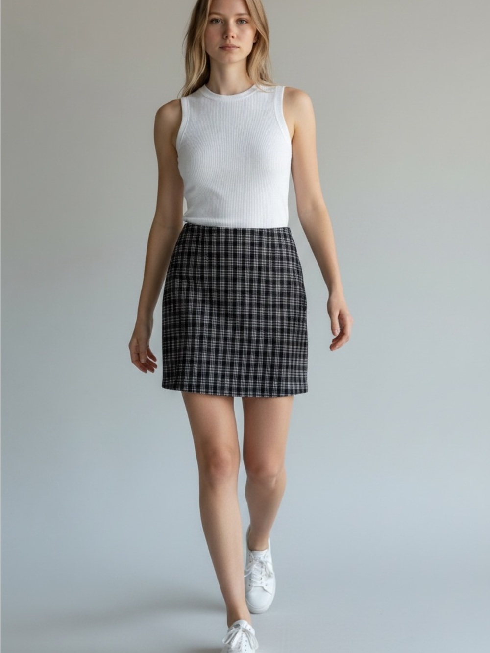 Forever 21 Black & Gray Plaid Mini Skirt